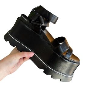 Lamoda Platform Sandals Size 7